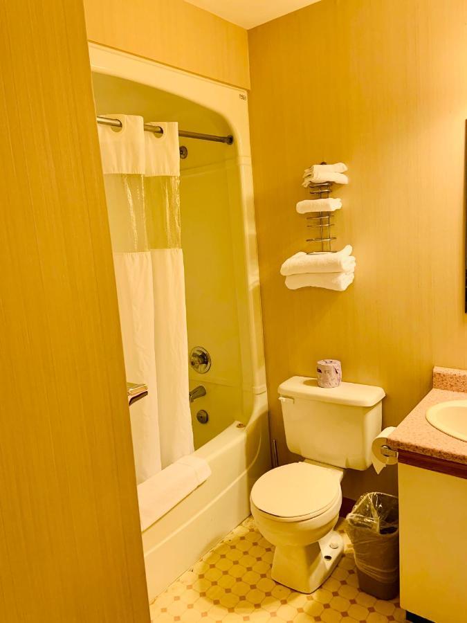 Green Acres Motel Mississauga Luaran gambar