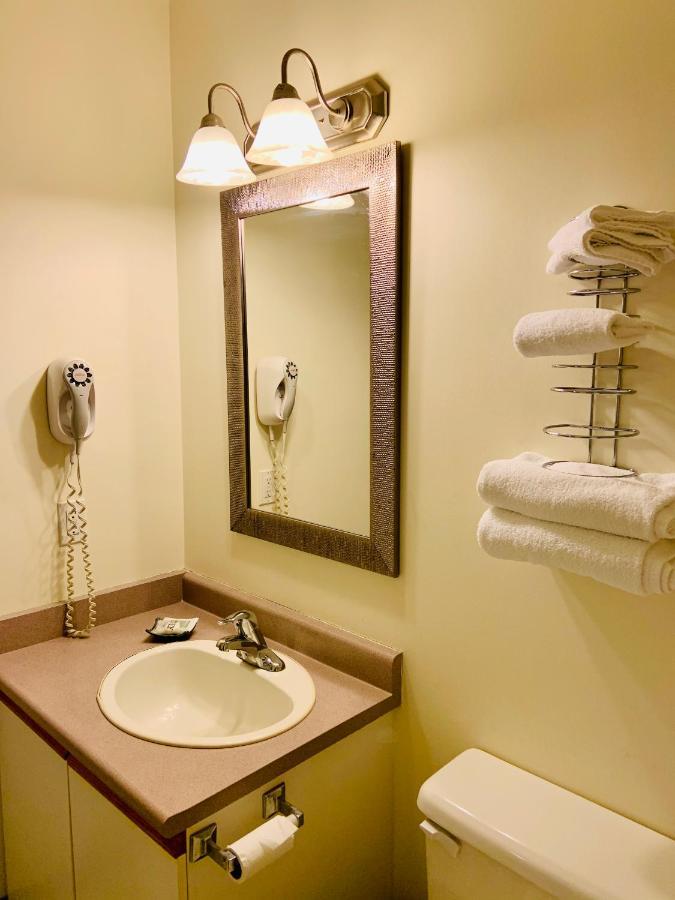 Green Acres Motel Mississauga Luaran gambar