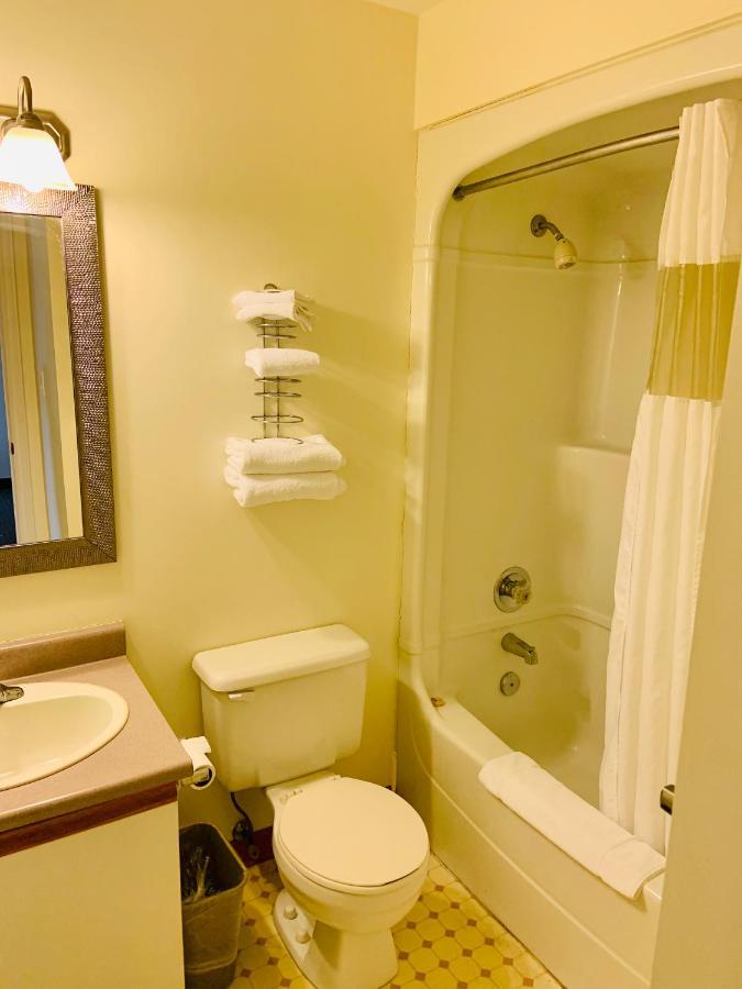 Green Acres Motel Mississauga Luaran gambar