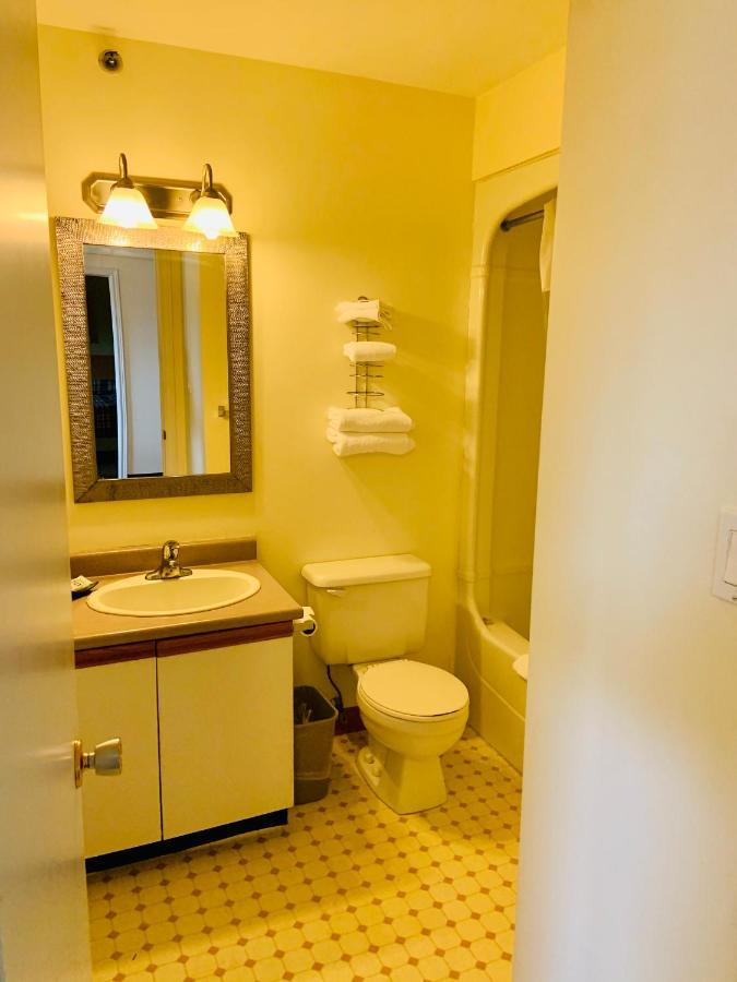 Green Acres Motel Mississauga Luaran gambar