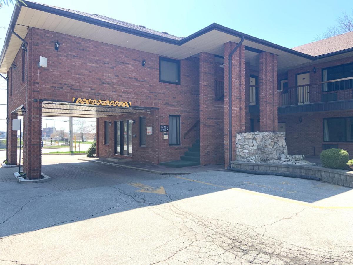 Green Acres Motel Mississauga Luaran gambar